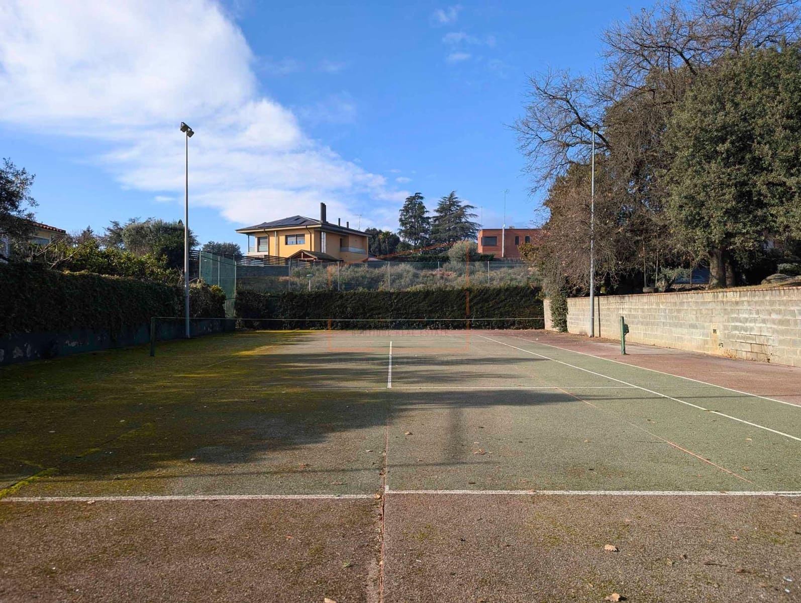 Chalet de 6 habitaciones en Canovelles en venta con piscina garaje - 980.000 € (Ref: 9602734)