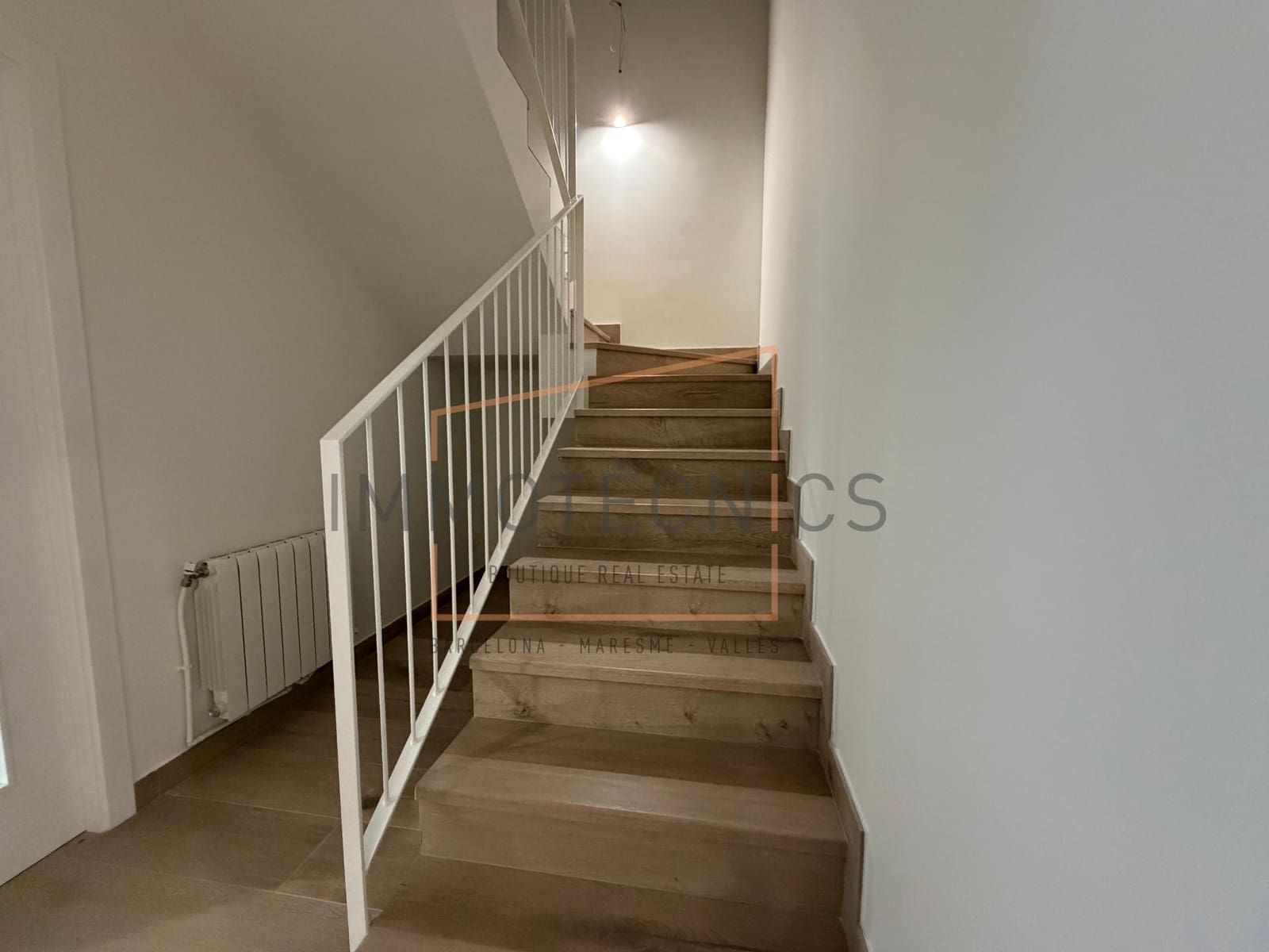 4 soverom Rekkehus til salgs i Sant Esteve de Palautordera med svømmebasseng garasje - € 590 000 (Ref: 9602735)