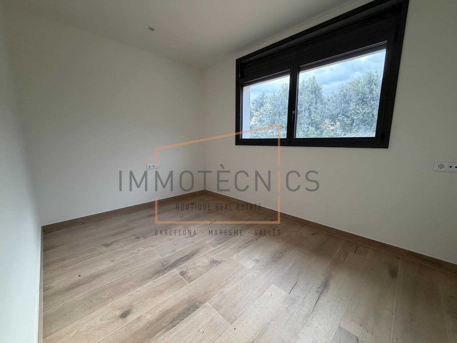 4 soverom Rekkehus til salgs i Sant Esteve de Palautordera med svømmebasseng garasje - € 590 000 (Ref: 9602735)