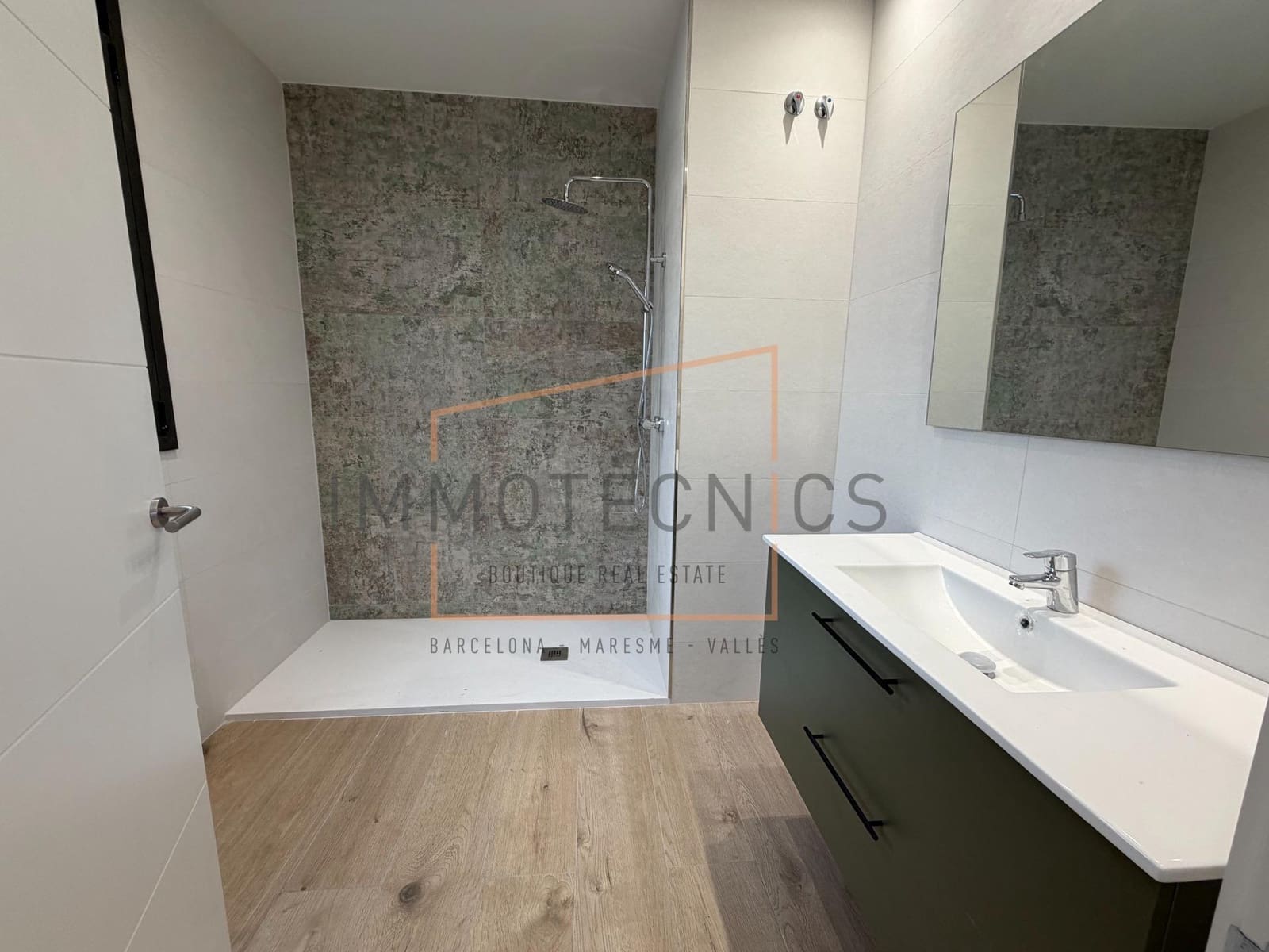 4 soverom Rekkehus til salgs i Sant Esteve de Palautordera med svømmebasseng garasje - € 590 000 (Ref: 9602735)