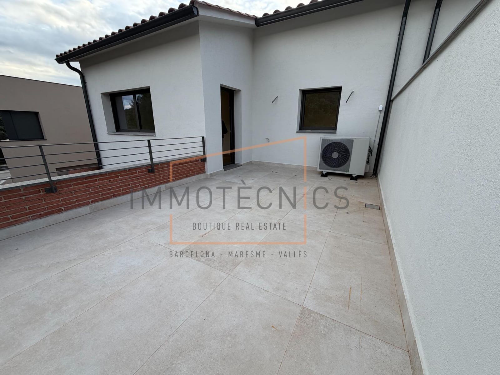 4 soverom Rekkehus til salgs i Sant Esteve de Palautordera med svømmebasseng garasje - € 590 000 (Ref: 9602735)