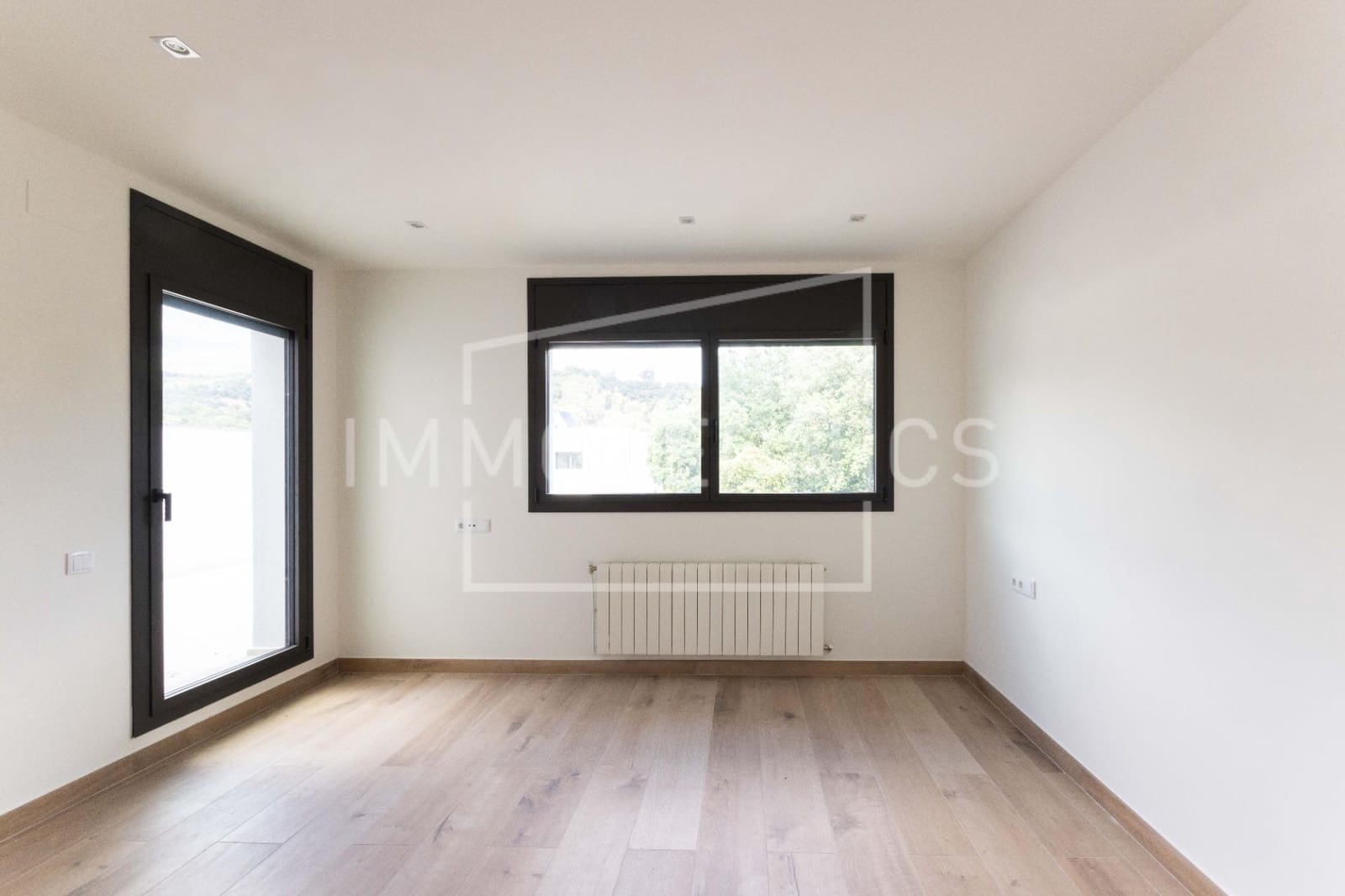 4 soverom Rekkehus til salgs i Sant Esteve de Palautordera med svømmebasseng garasje - € 590 000 (Ref: 9602735)