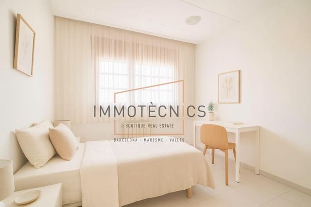 6 soverom Villa til salgs i Canet de Mar med svømmebasseng garasje - € 800 000 (Ref: 9602736)