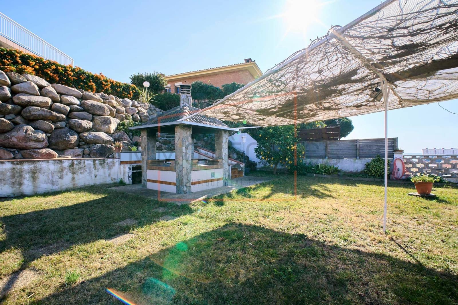 6 soverom Villa til salgs i Canet de Mar med svømmebasseng garasje - € 800 000 (Ref: 9602736)