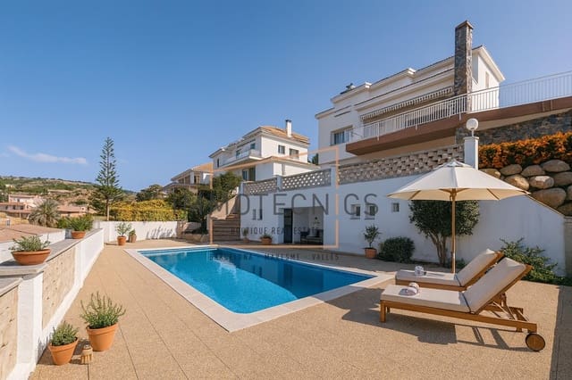 6 bedroom Villa for sale in Canet de Mar with pool garage - € 800,000 (Ref: 9602736)