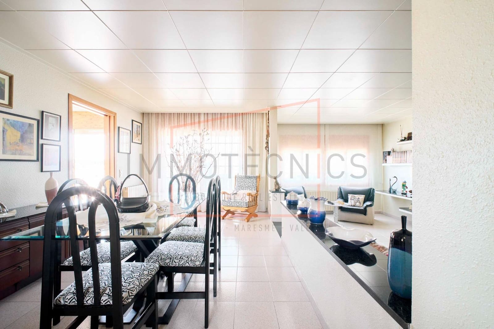 6 bedroom Villa for sale in Canet de Mar with pool garage - € 800,000 (Ref: 9602736)