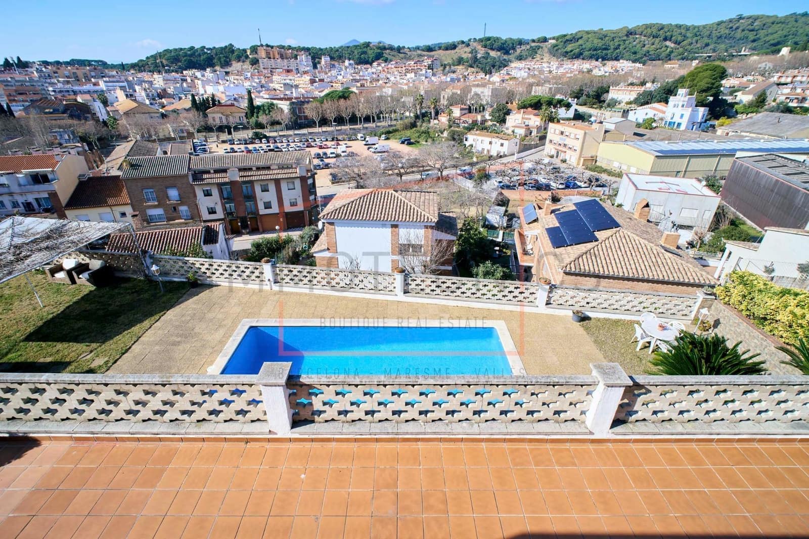 6 Zimmer Villa zu verkaufen in Canet de Mar mit Pool Garage - 800.000 € (Ref: 9602736)