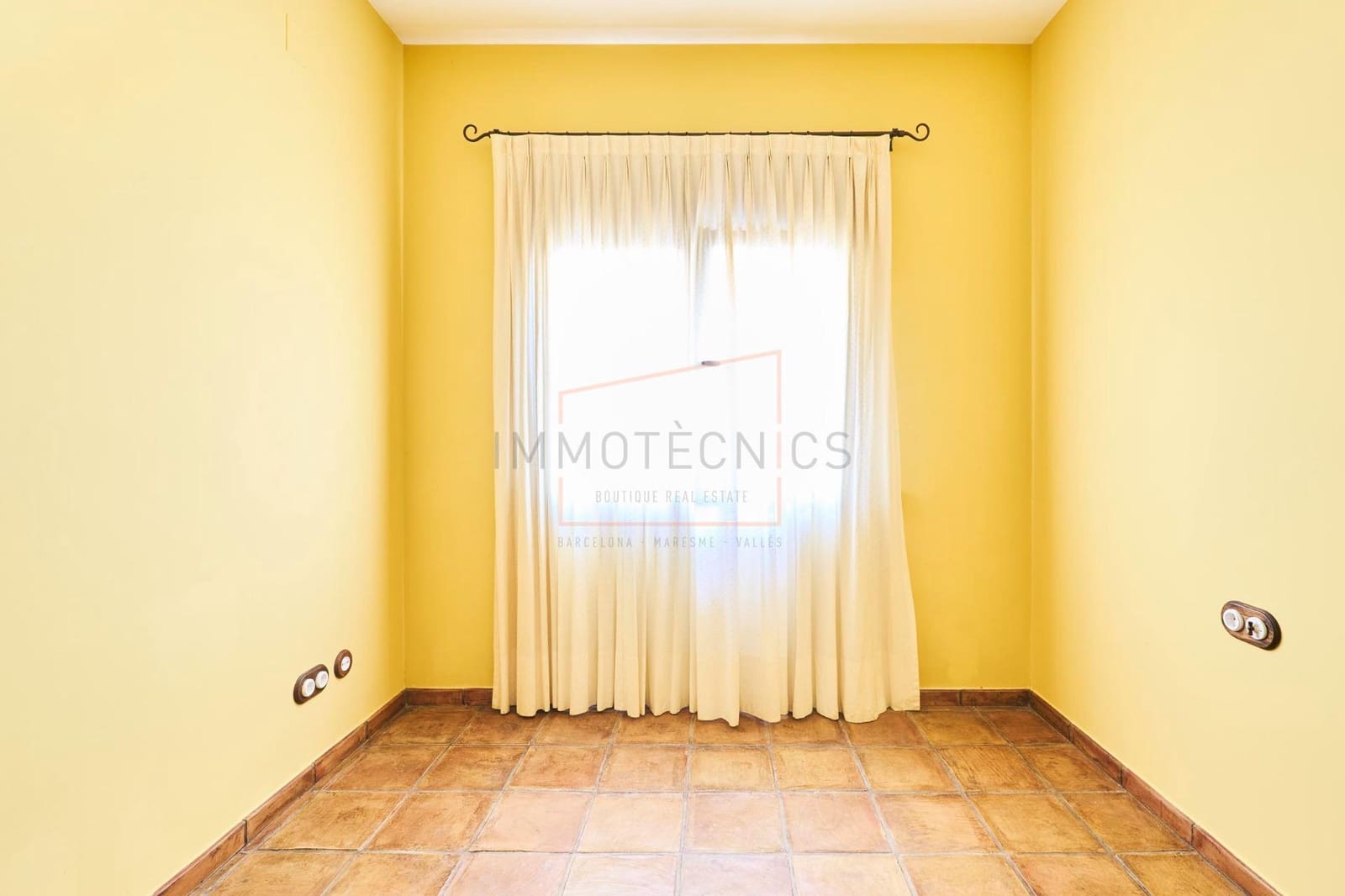 Chalet de 7 habitaciones en Argentona en venta con piscina garaje - 998.000 € (Ref: 9602737)