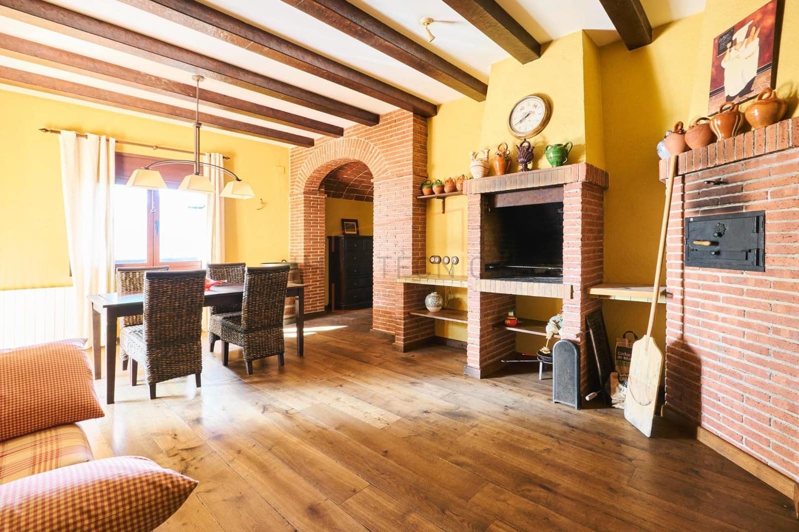 Chalet de 7 habitaciones en Argentona en venta con piscina garaje - 998.000 € (Ref: 9602737)