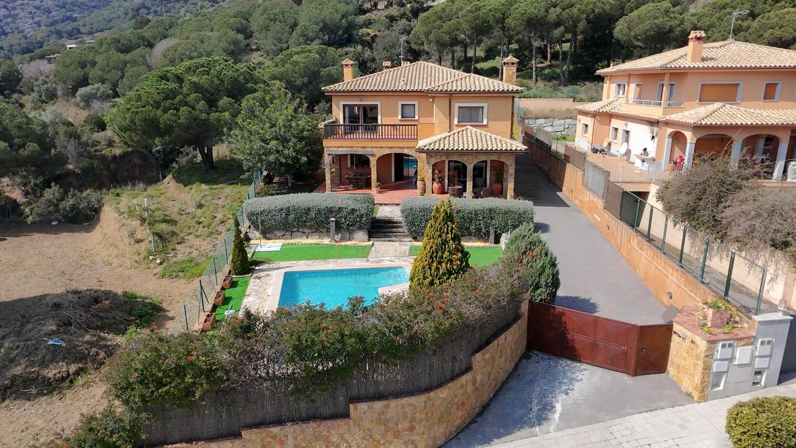 Chalet de 7 habitaciones en Argentona en venta con piscina garaje - 998.000 € (Ref: 9602737)