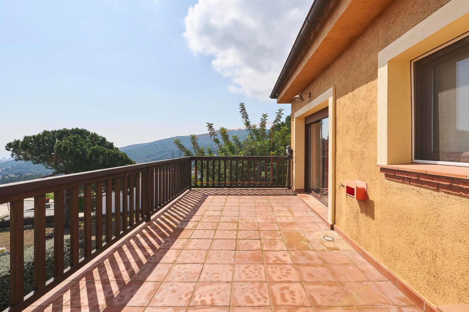 Chalet de 7 habitaciones en Argentona en venta con piscina garaje - 998.000 € (Ref: 9602737)