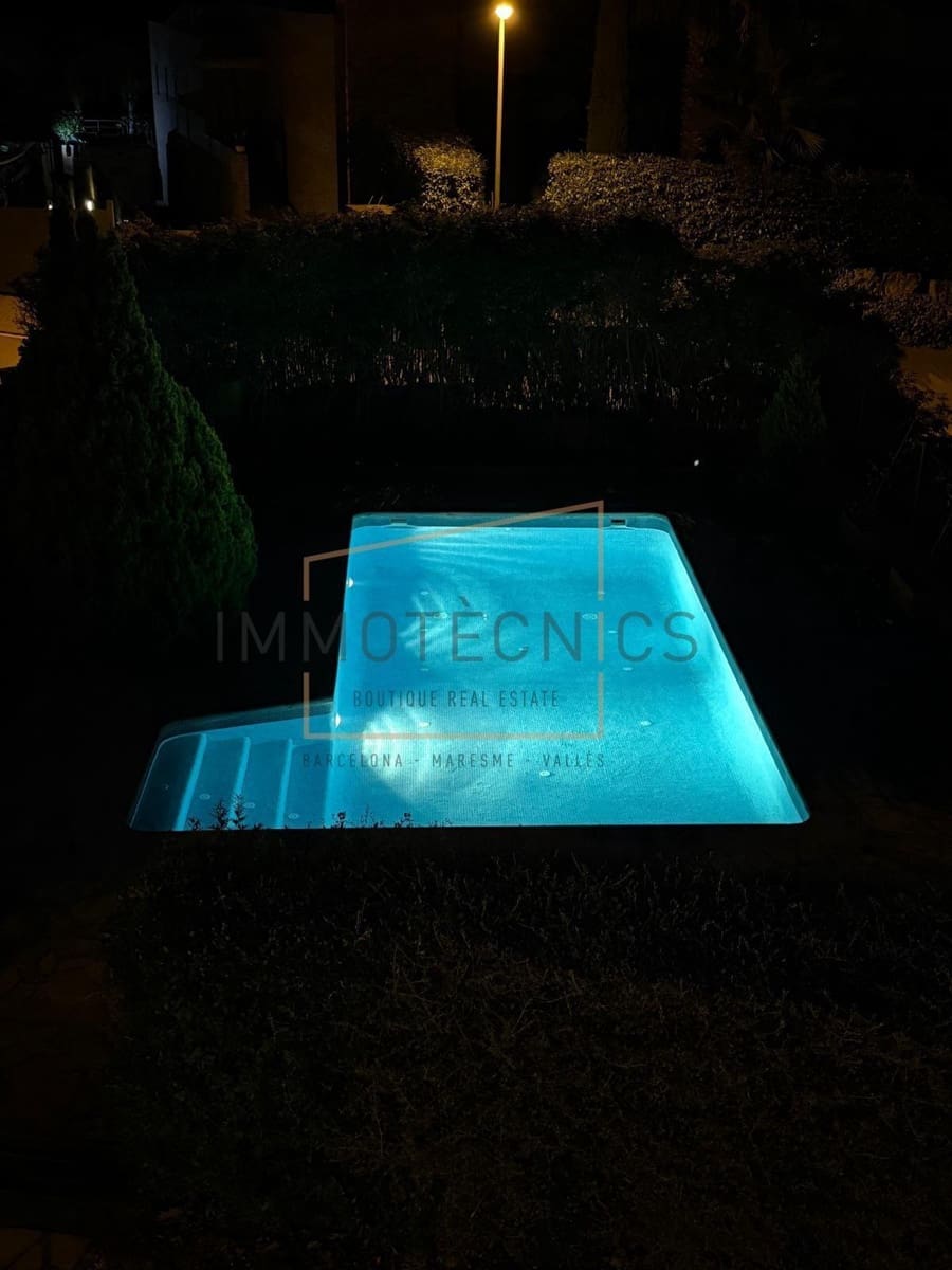 Chalet de 7 habitaciones en Argentona en venta con piscina garaje - 998.000 € (Ref: 9602737)