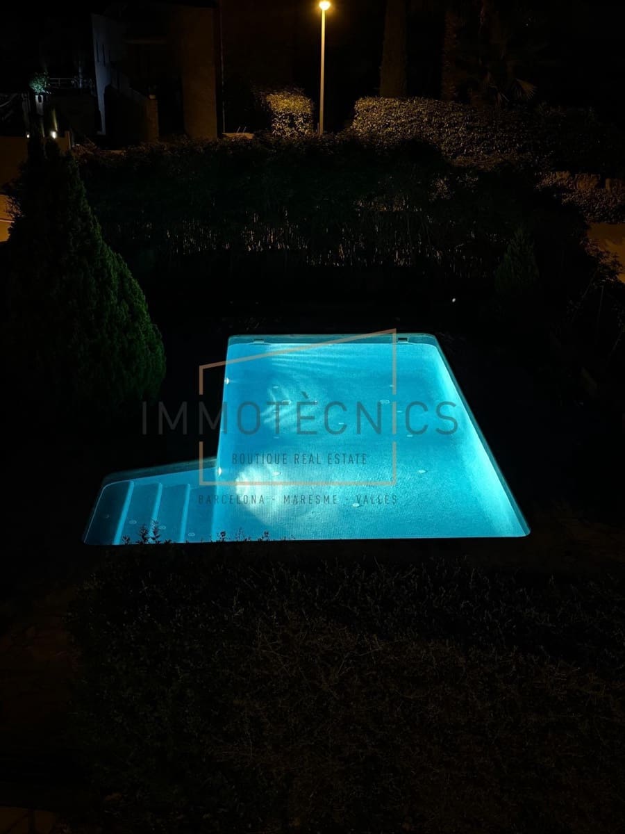 Chalet de 7 habitaciones en Argentona en venta con piscina garaje - 998.000 € (Ref: 9602737)