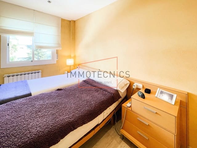 4 chambre Penthouse à vendre à Caldes d'Estrac avec piscine - 397 000 € (Ref: 9602738)