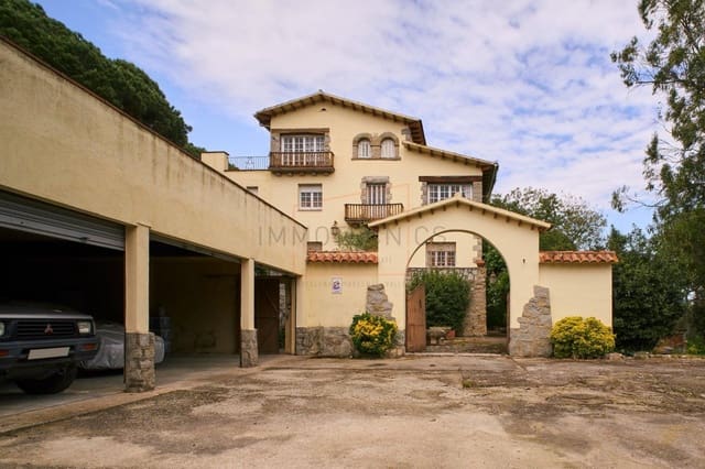 9 chambre Finca/Maison de Campagne à vendre à Montornès del Vallès avec garage - 850 000 € (Ref: 9602739)