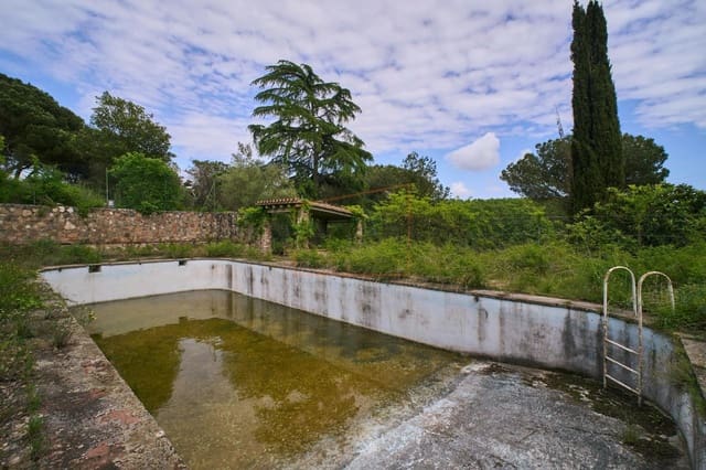 9 chambre Finca/Maison de Campagne à vendre à Montornès del Vallès avec garage - 850 000 € (Ref: 9602739)