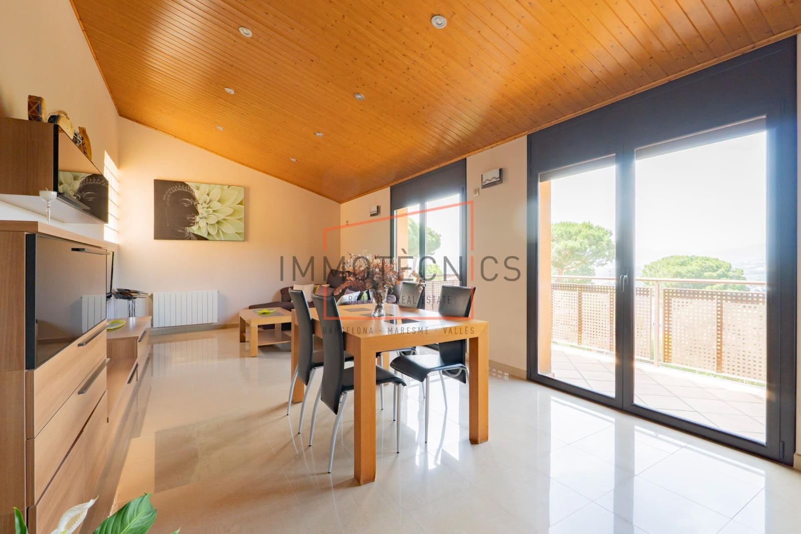 6 bedroom Villa for sale in Vilanova del Valles with pool garage - € 690,000 (Ref: 9602740)