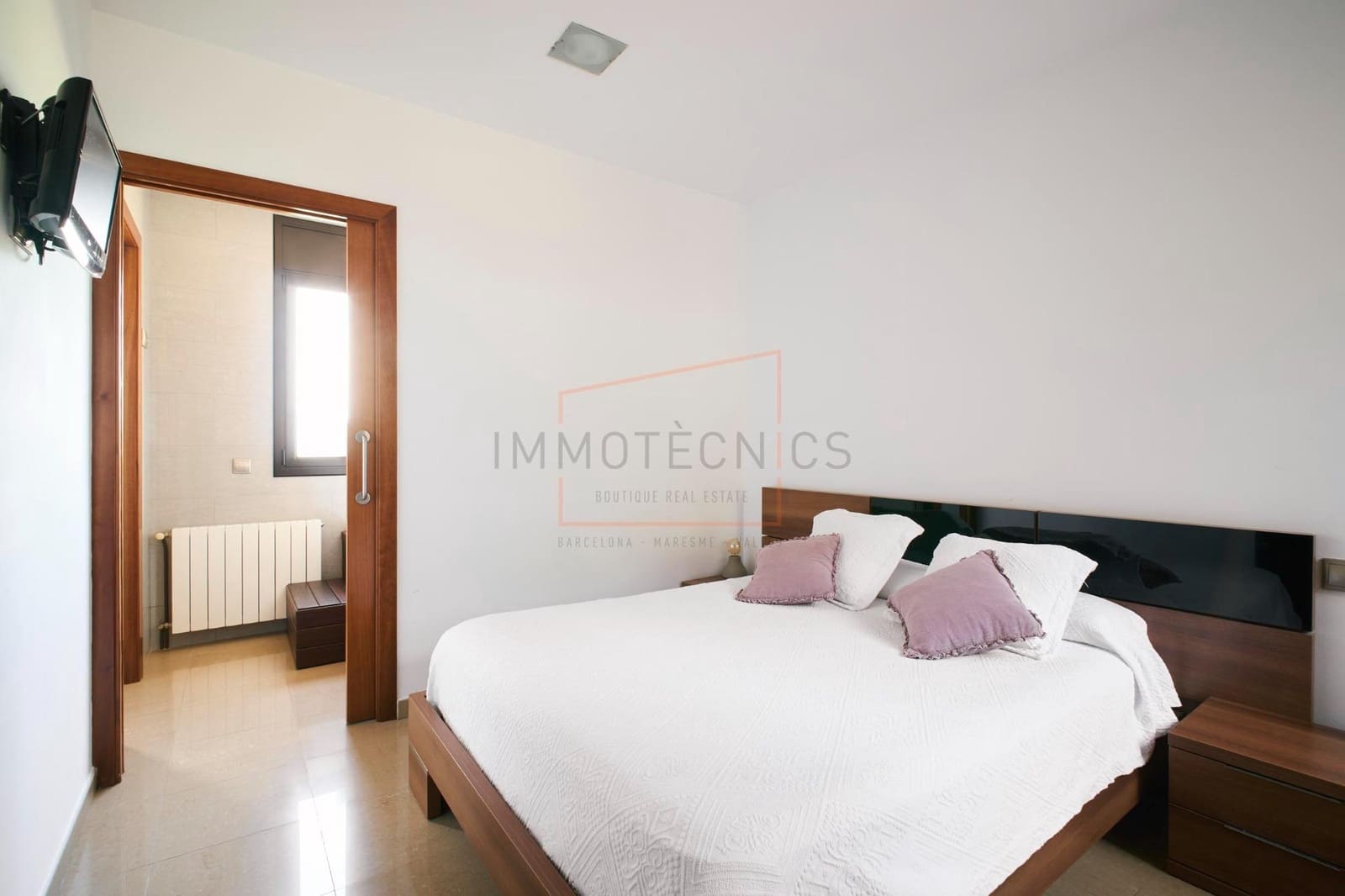 6 bedroom Villa for sale in Vilanova del Valles with pool garage - € 690,000 (Ref: 9602740)