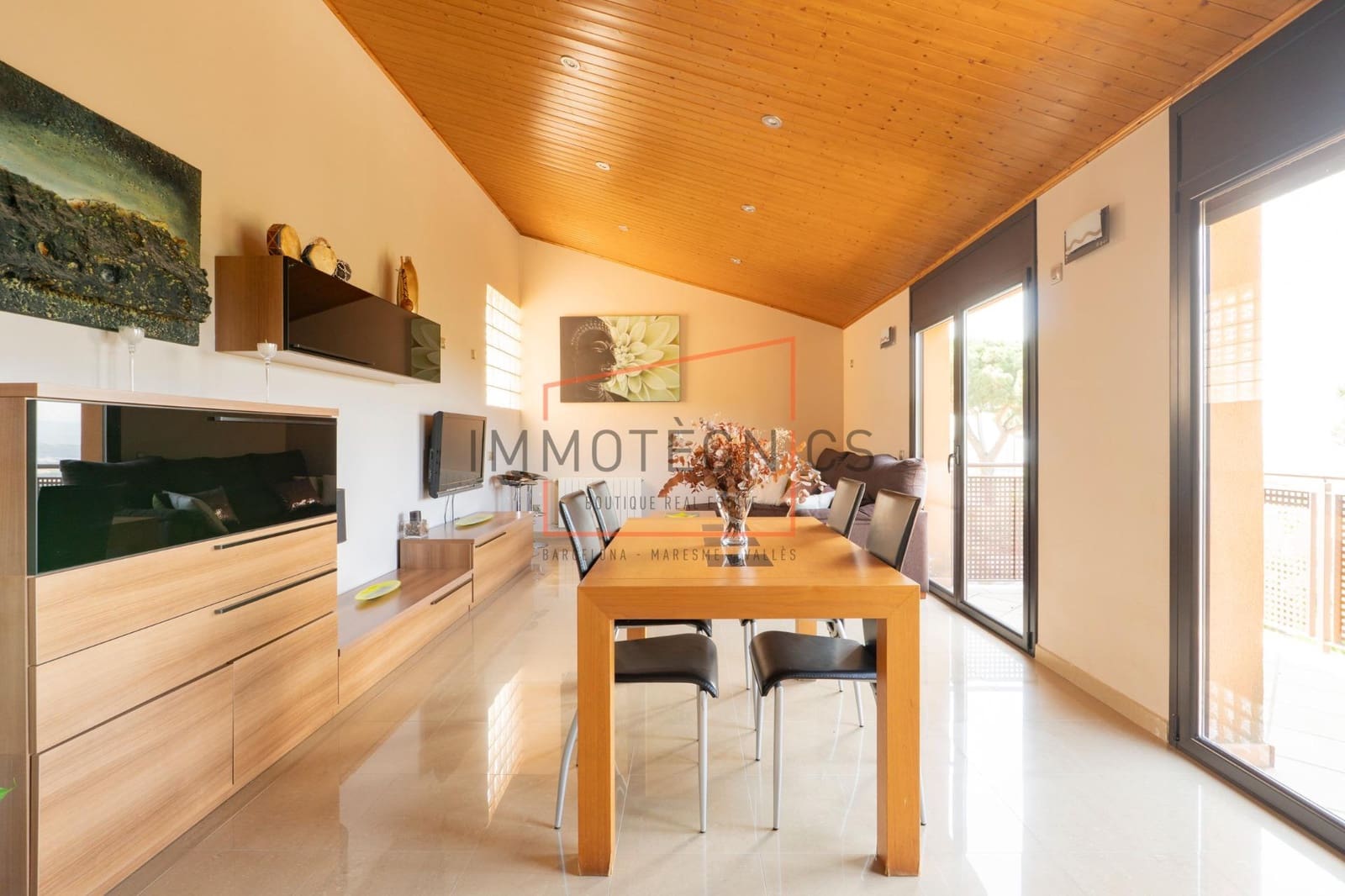 6 bedroom Villa for sale in Vilanova del Valles with pool garage - € 690,000 (Ref: 9602740)