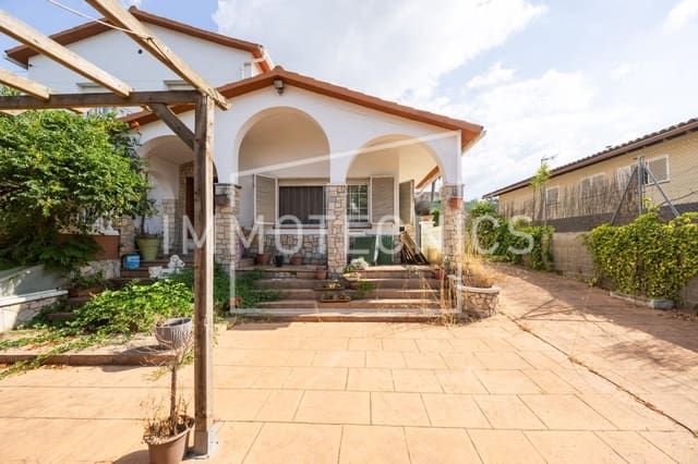 Chalet de 5 habitaciones en Santa Maria de Palautordera en venta con garaje - 395.000 € (Ref: 9602741)