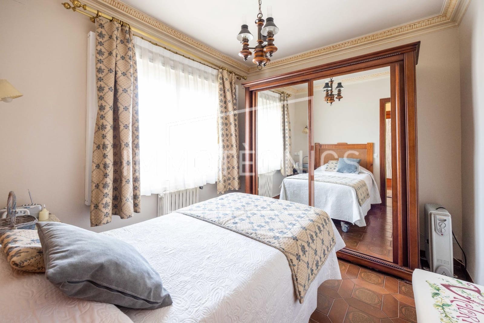 5 soverom Villa til salgs i Sant Celoni med svømmebasseng garasje - € 595 000 (Ref: 9602743)