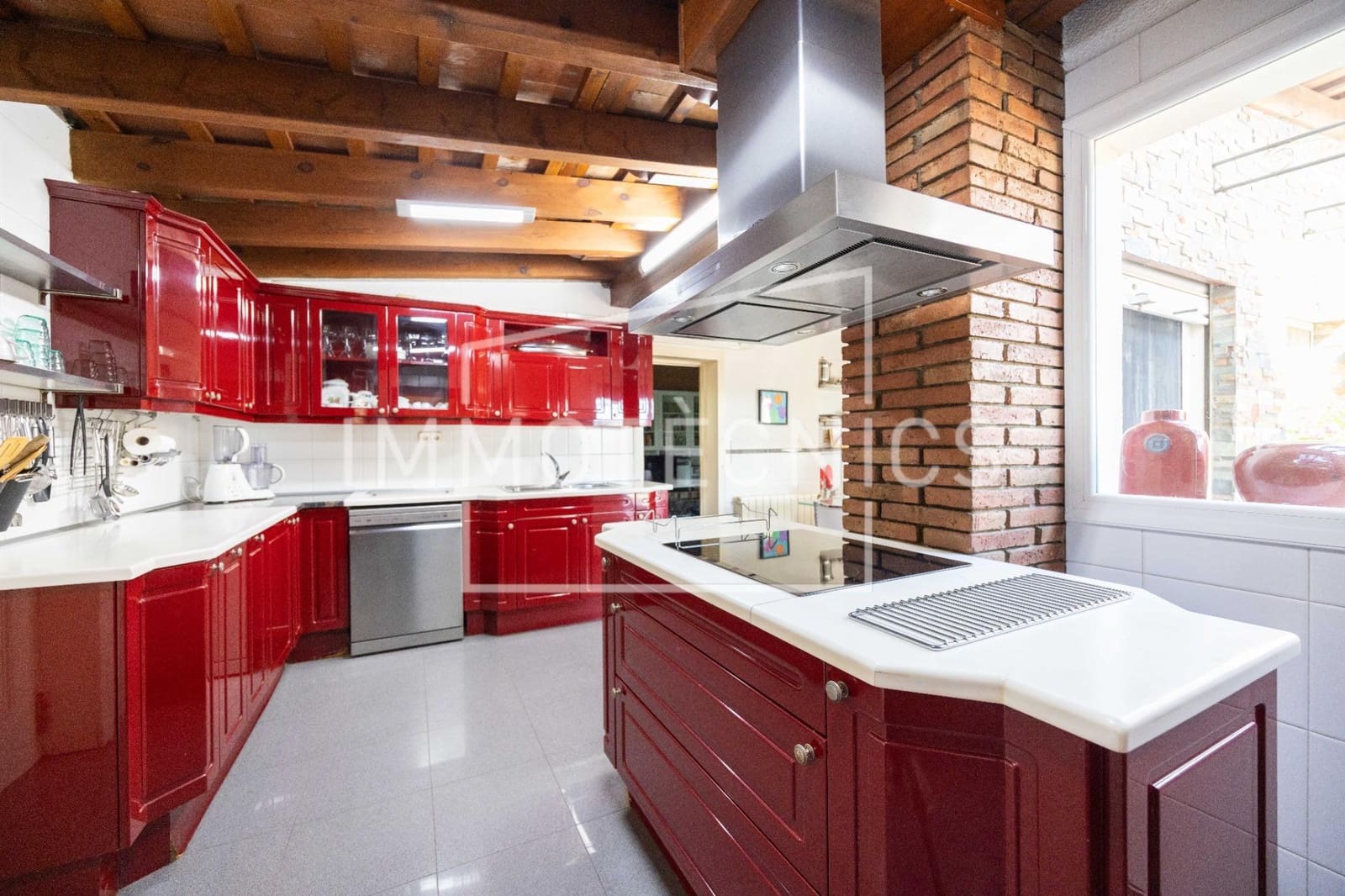 5 soverom Villa til salgs i Sant Celoni med svømmebasseng garasje - € 595 000 (Ref: 9602743)