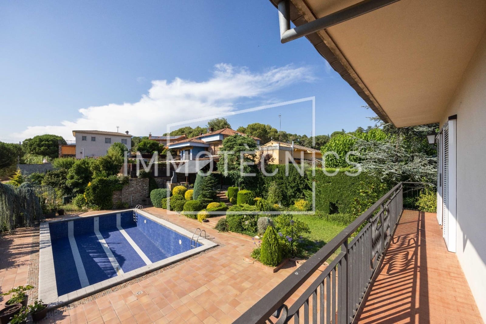 5 soverom Villa til salgs i Sant Celoni med svømmebasseng garasje - € 595 000 (Ref: 9602743)