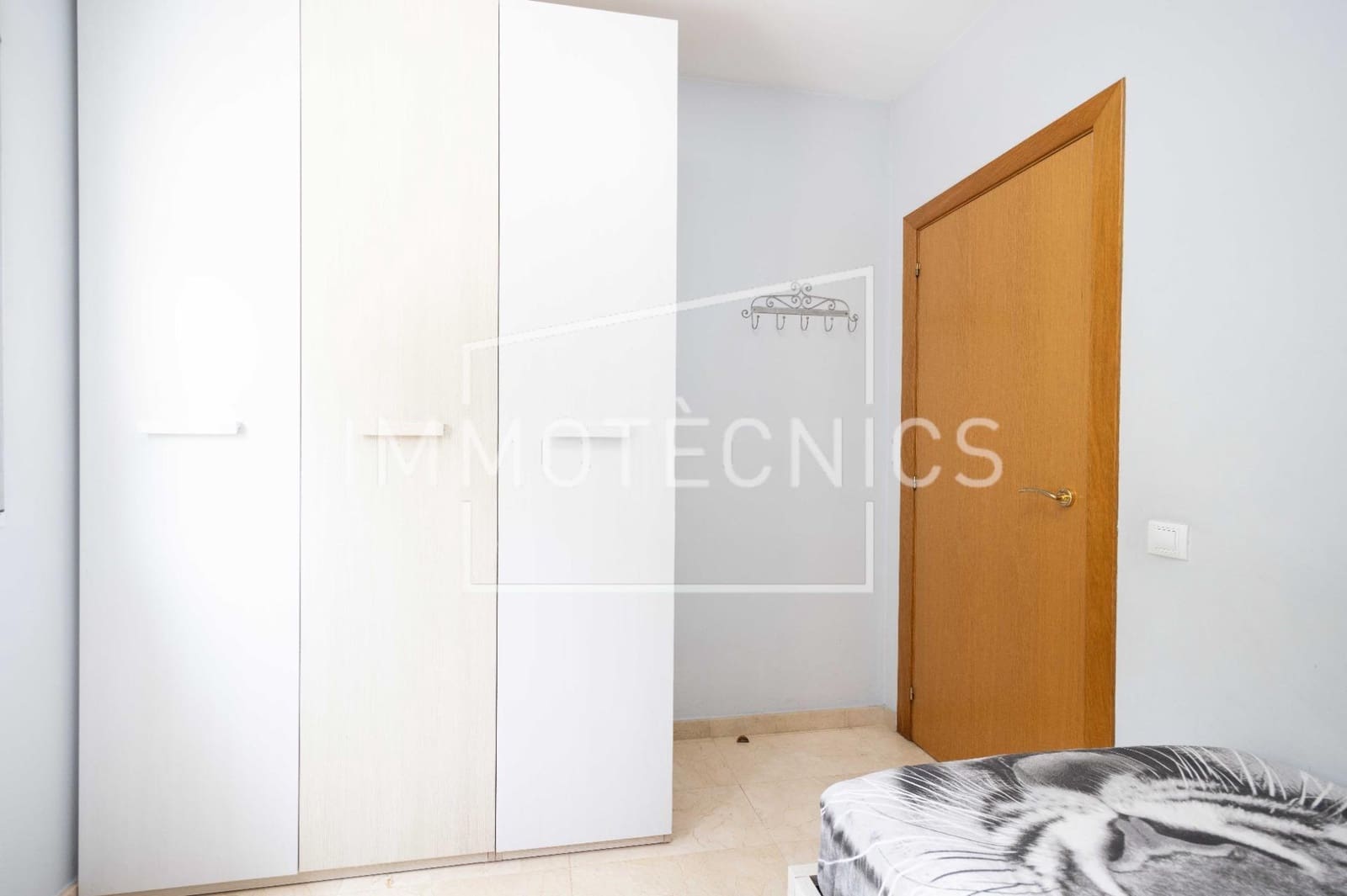 6 bedroom Villa for sale in Llica de Vall with pool garage - € 695,000 (Ref: 9602744)