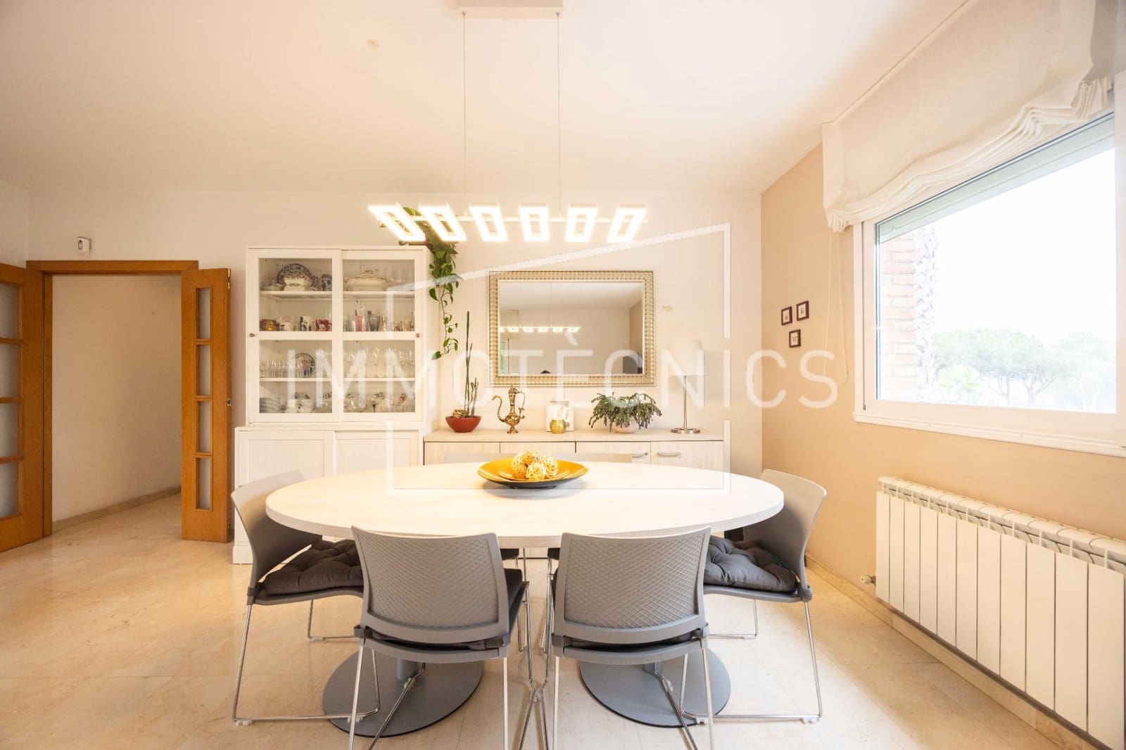 6 bedroom Villa for sale in Llica de Vall with pool garage - € 695,000 (Ref: 9602744)