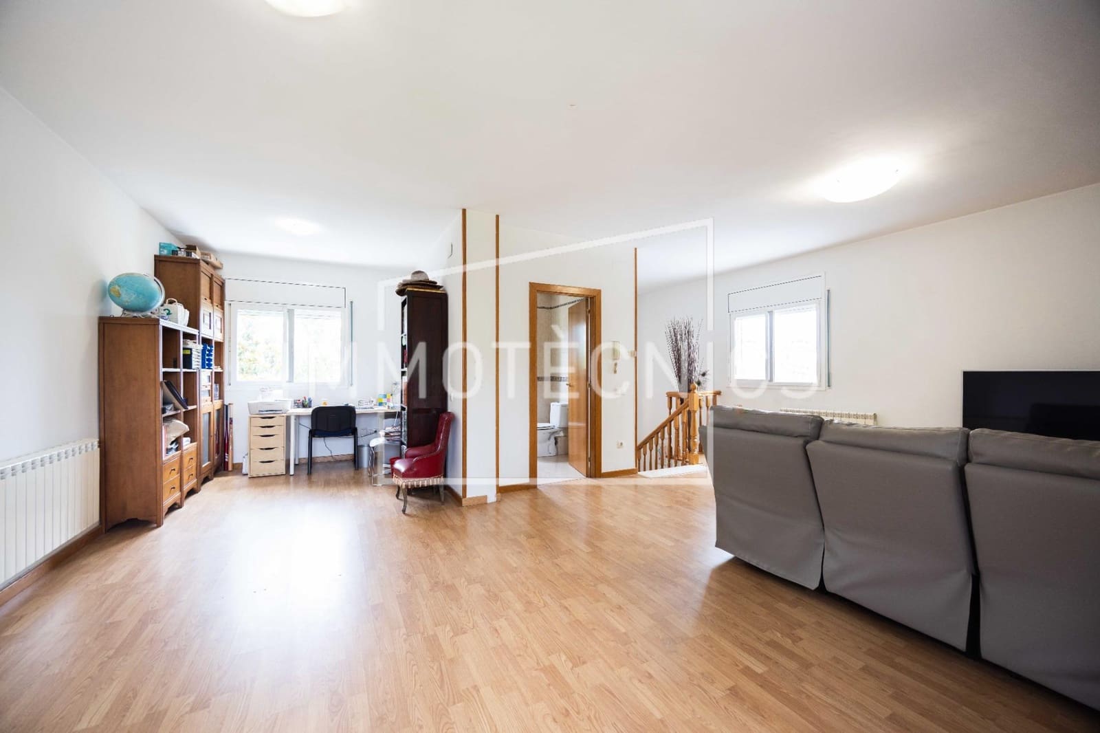 6 bedroom Villa for sale in Llica de Vall with pool garage - € 695,000 (Ref: 9602744)