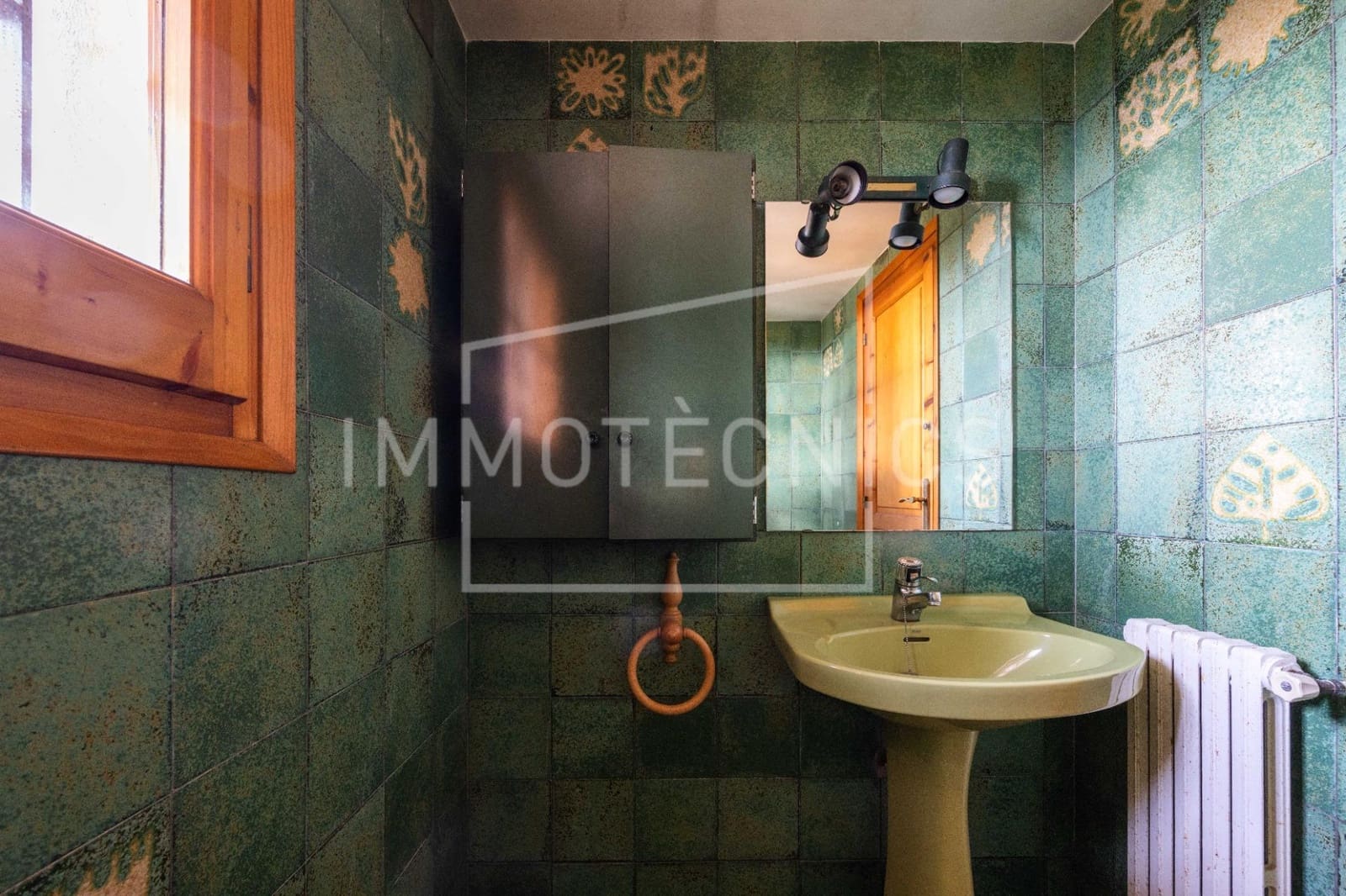 5 bedroom Villa for sale in La Roca del Valles with garage - € 570,000 (Ref: 9602746)