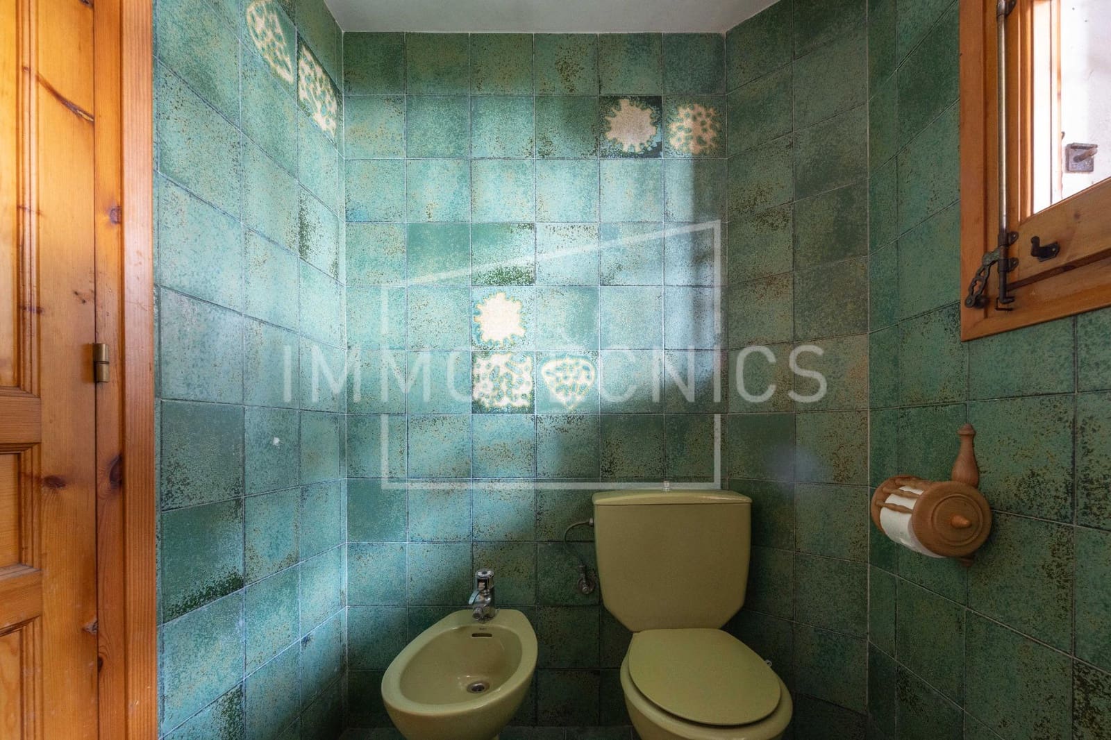 5 bedroom Villa for sale in La Roca del Valles with garage - € 570,000 (Ref: 9602746)