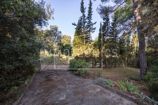 5 soveværelse Villa til salg i La Roca del Vallès med garage - € 570.000 (Ref: 9602746)