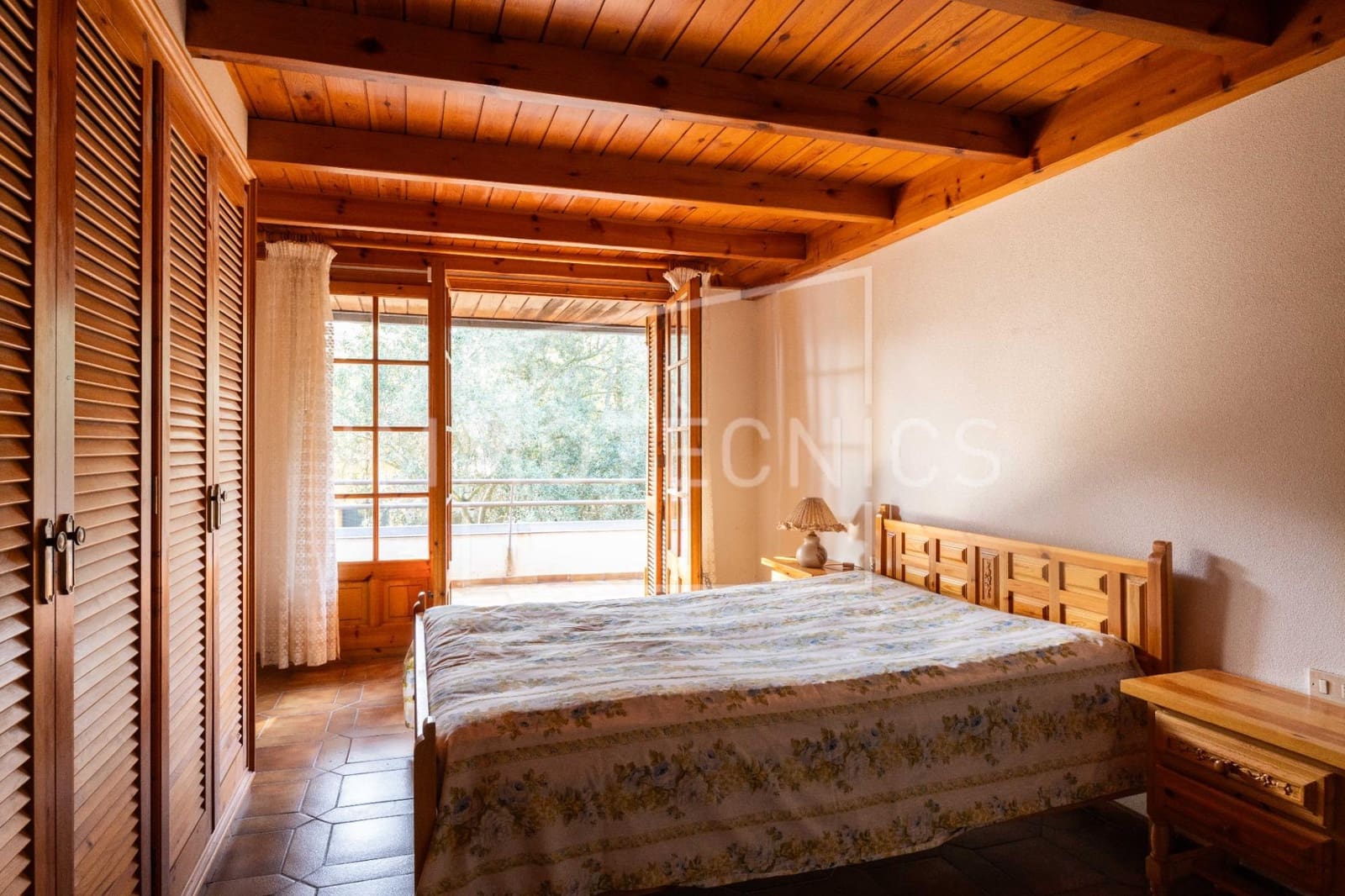 5 bedroom Villa for sale in La Roca del Valles with garage - € 570,000 (Ref: 9602746)