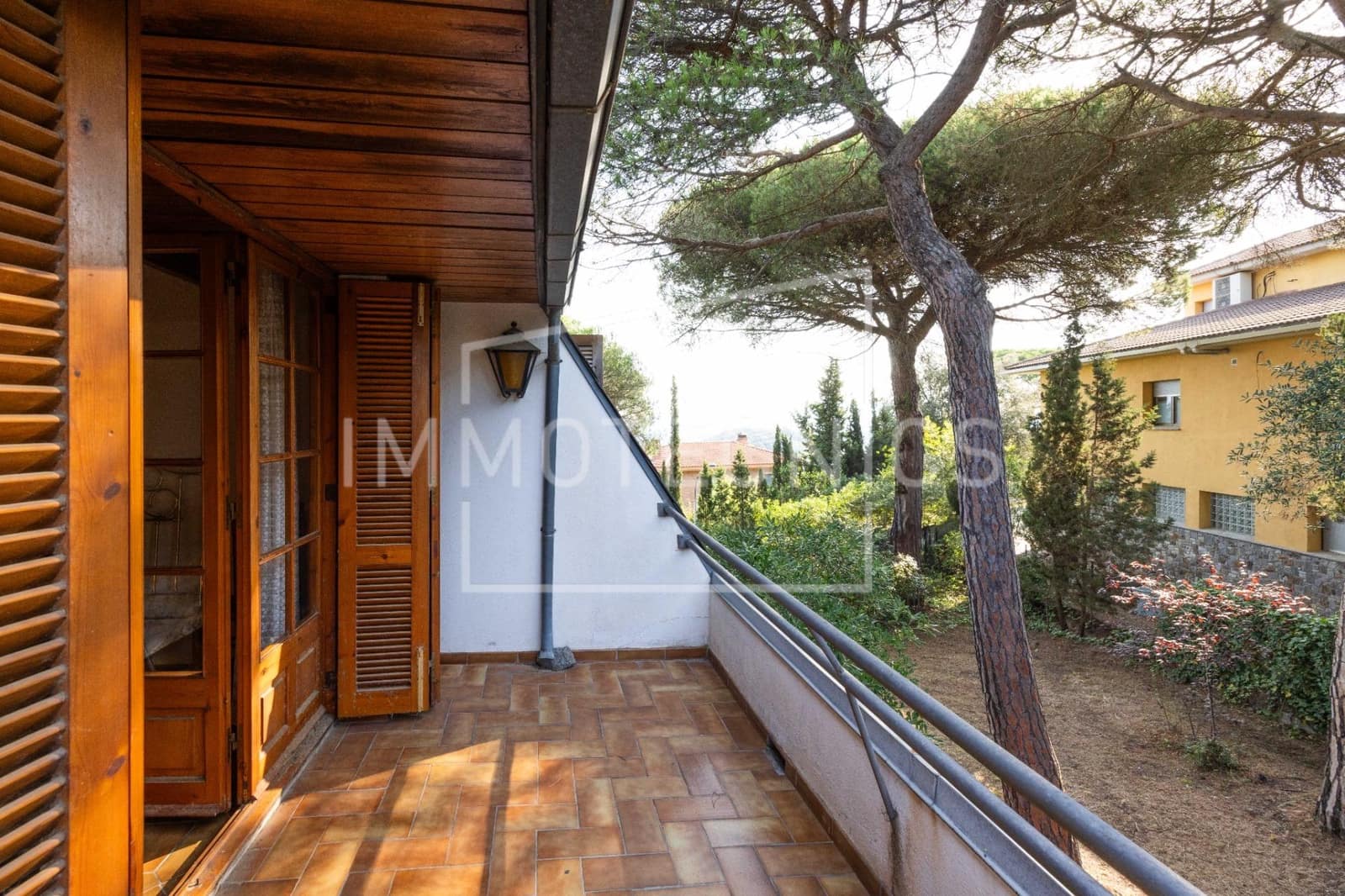 5 bedroom Villa for sale in La Roca del Valles with garage - € 570,000 (Ref: 9602746)