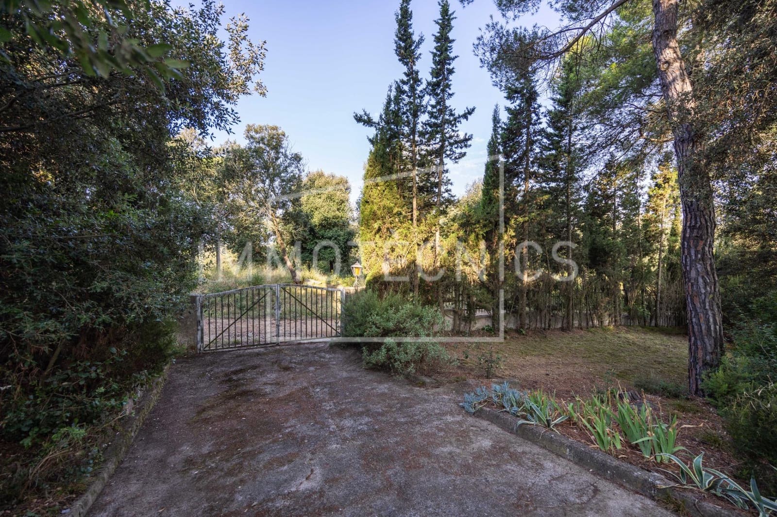 5 bedroom Villa for sale in La Roca del Valles with garage - € 515,000 (Ref: 9602746)