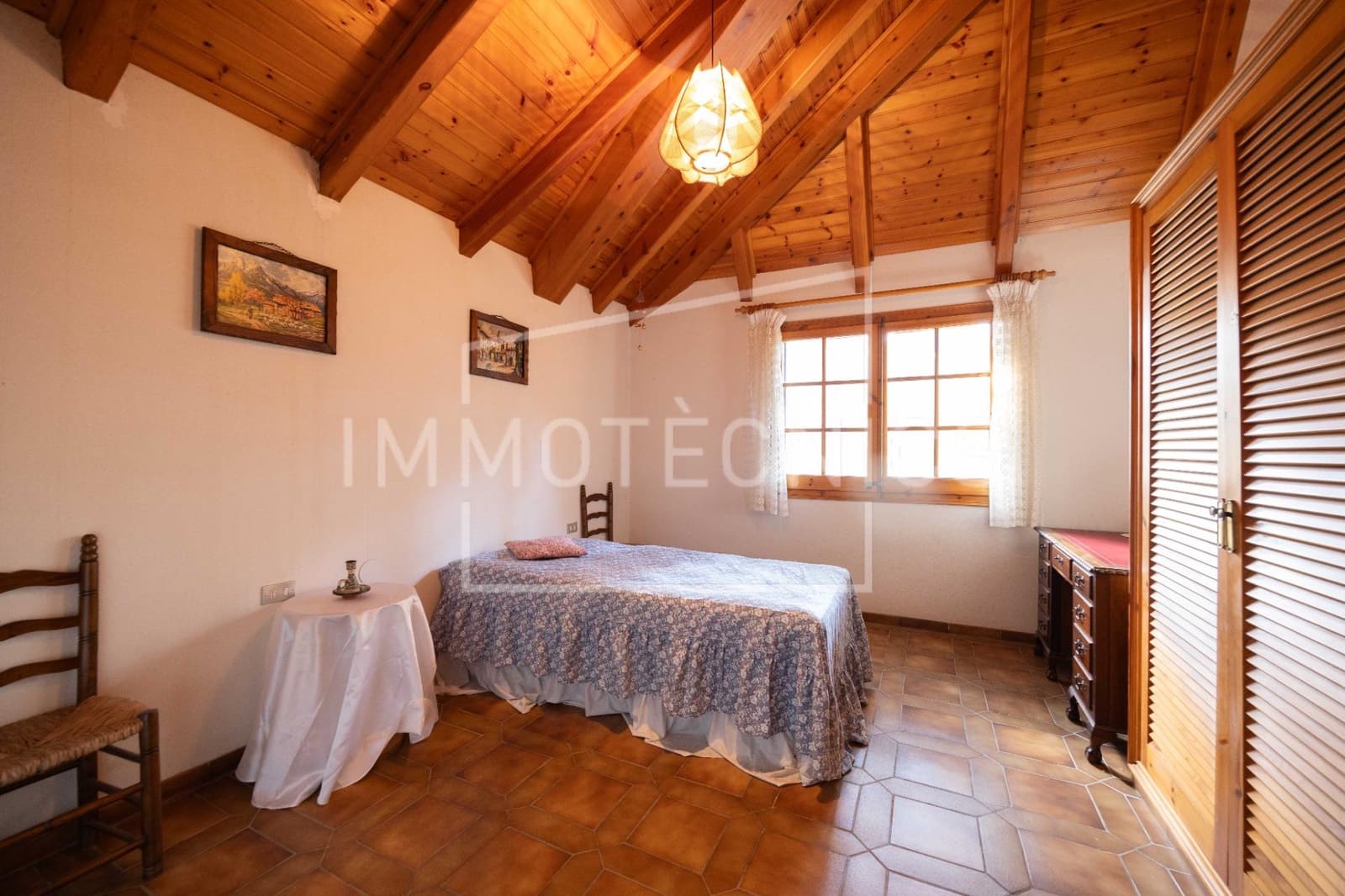 5 bedroom Villa for sale in La Roca del Valles with garage - € 515,000 (Ref: 9602746)