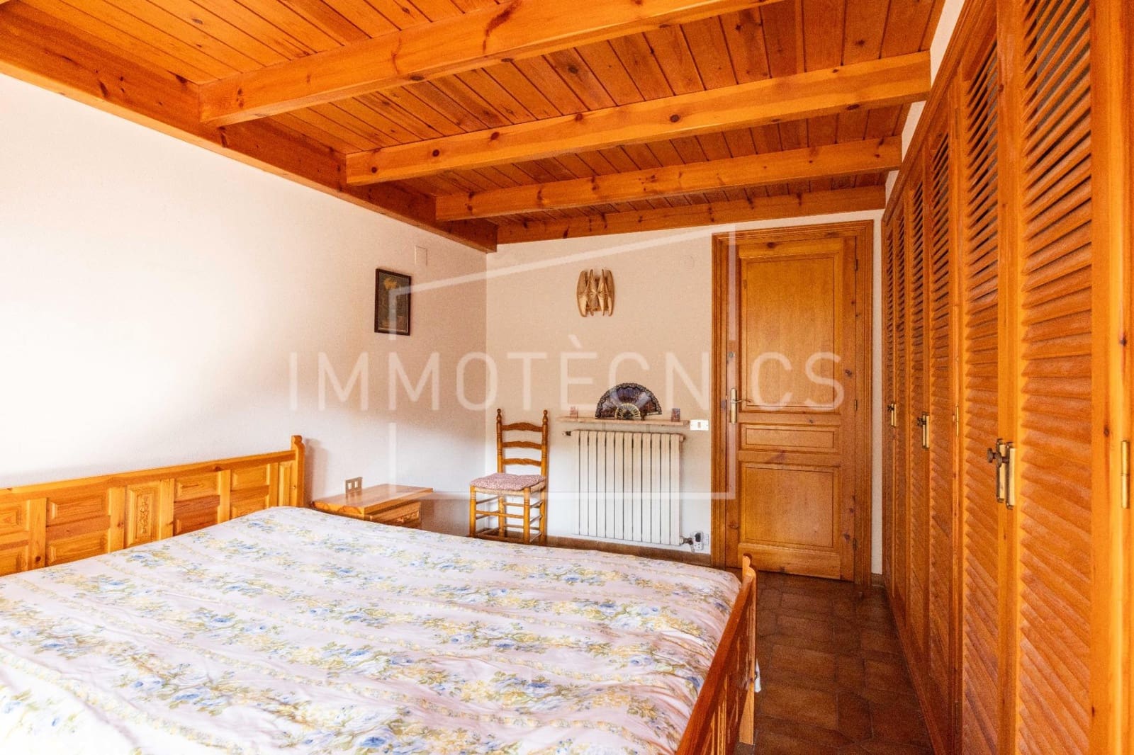 5 bedroom Villa for sale in La Roca del Valles with garage - € 515,000 (Ref: 9602746)