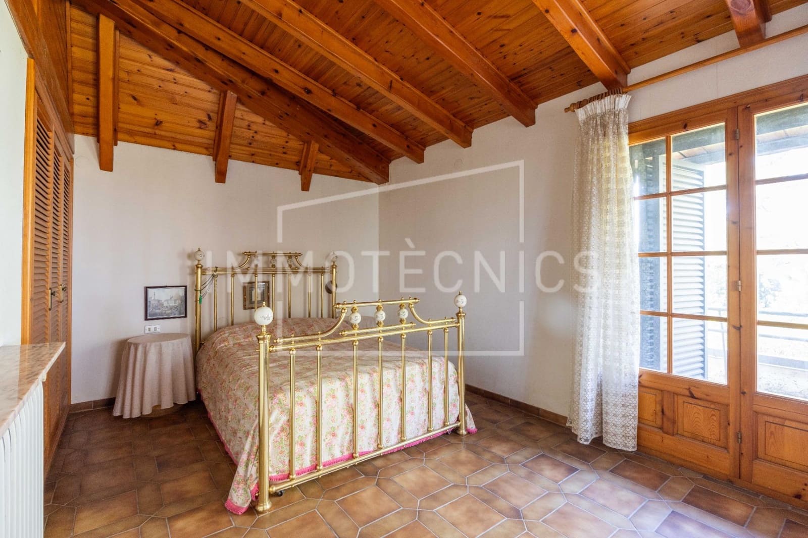 5 bedroom Villa for sale in La Roca del Valles with garage - € 515,000 (Ref: 9602746)