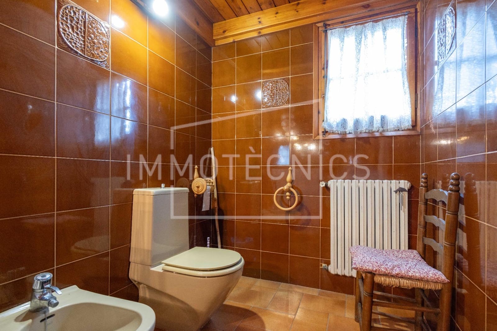 5 bedroom Villa for sale in La Roca del Valles with garage - € 515,000 (Ref: 9602746)