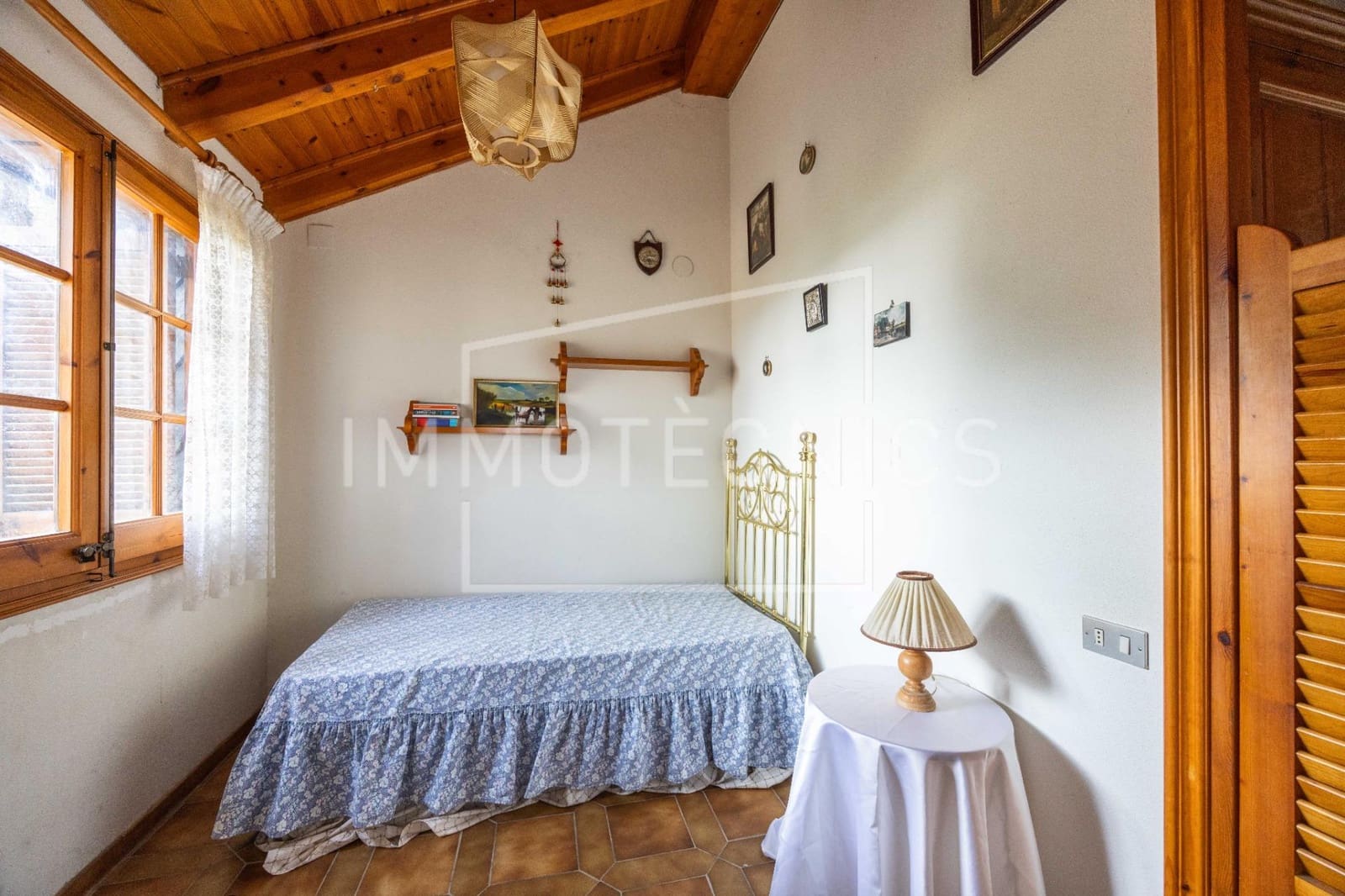 5 bedroom Villa for sale in La Roca del Valles with garage - € 515,000 (Ref: 9602746)