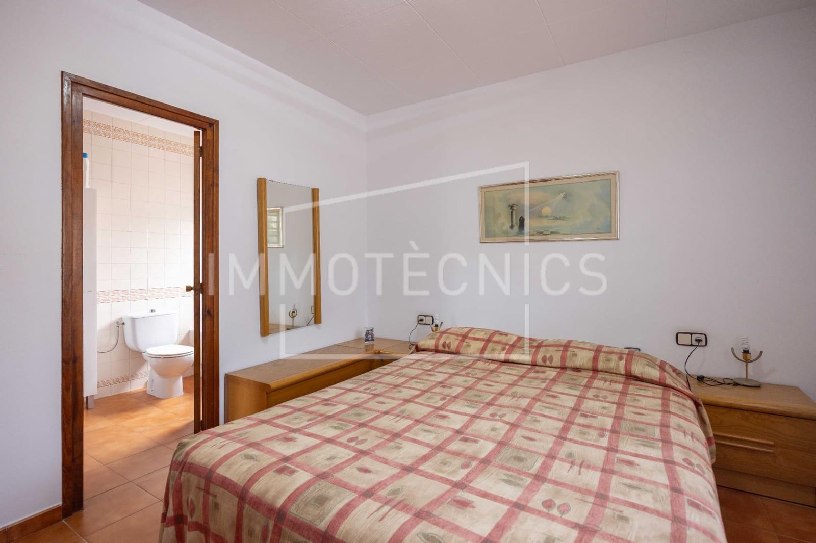 Finca/Casa Rural de 6 habitaciones en Lliçà d'Amunt en venta - 375.000 € (Ref: 9602747)