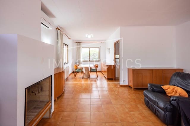 Finca/Casa Rural de 6 habitaciones en Lliçà d'Amunt en venta - 375.000 € (Ref: 9602747)