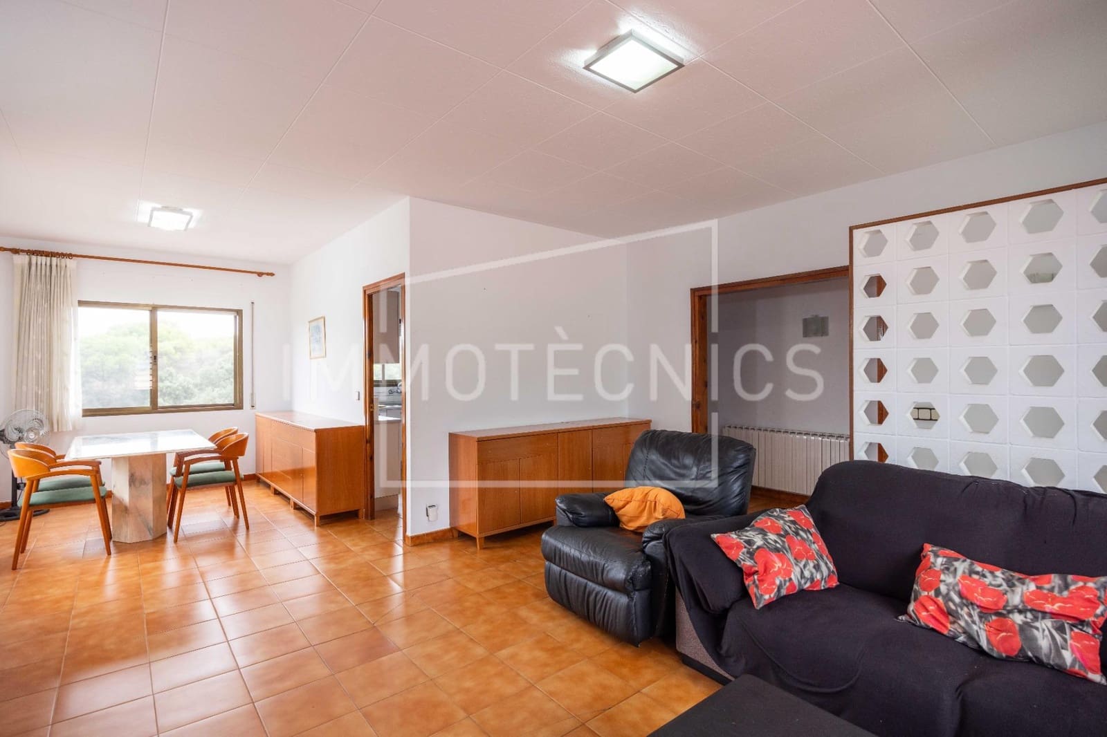 Finca/Casa Rural de 6 habitaciones en Lliçà d'Amunt en venta - 375.000 € (Ref: 9602747)