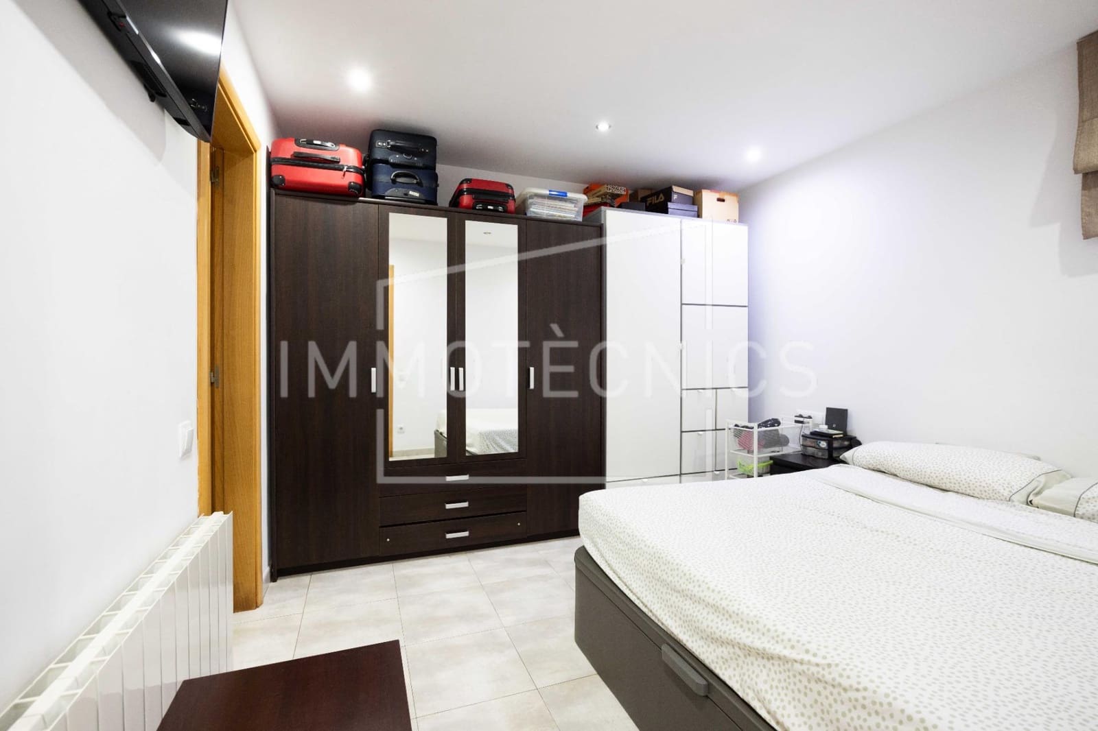 Finca/Casa Rural de 6 habitaciones en Lliçà d'Amunt en venta - 375.000 € (Ref: 9602747)