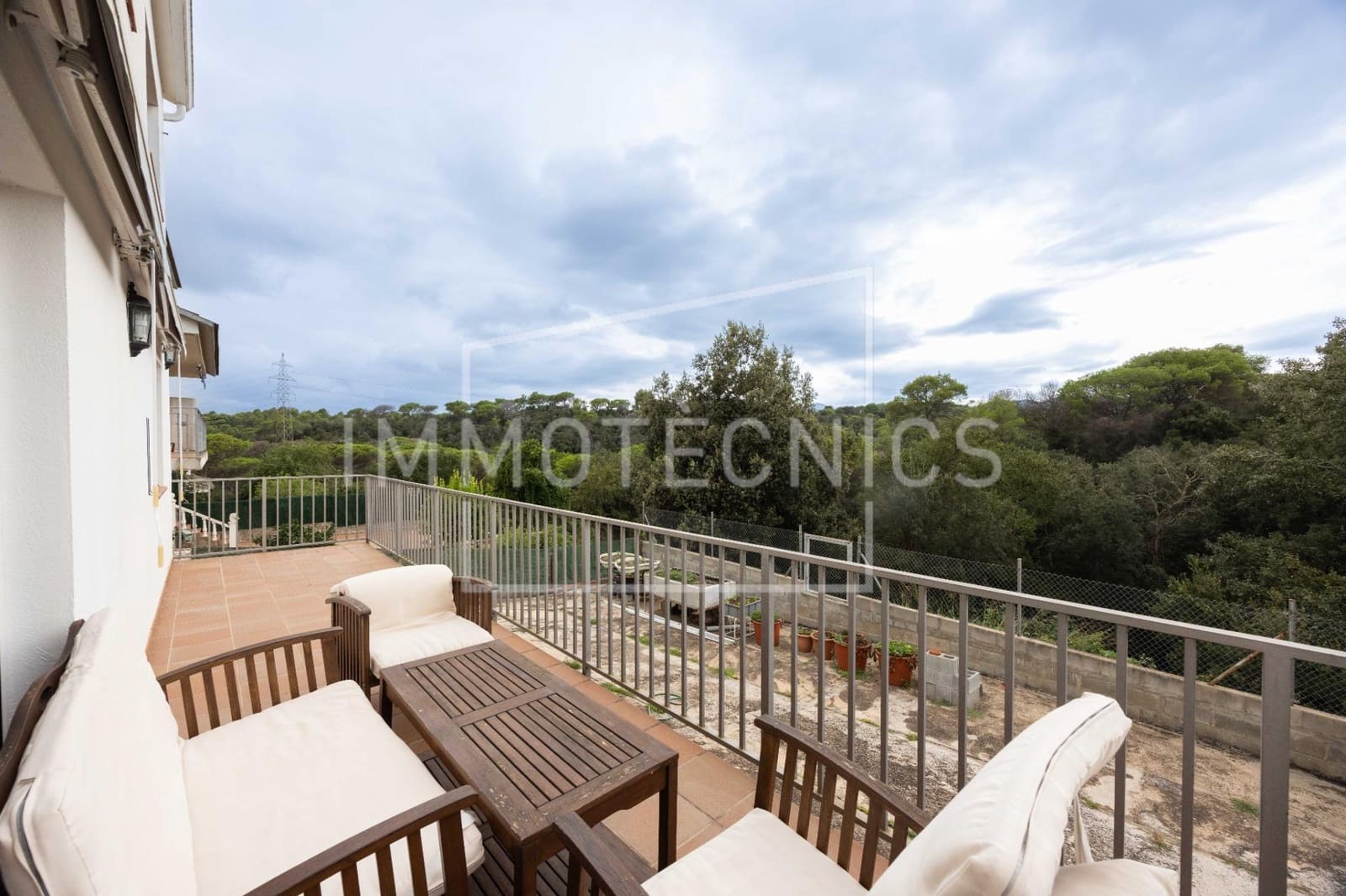 Finca/Casa Rural de 6 habitaciones en Lliçà d'Amunt en venta - 375.000 € (Ref: 9602747)