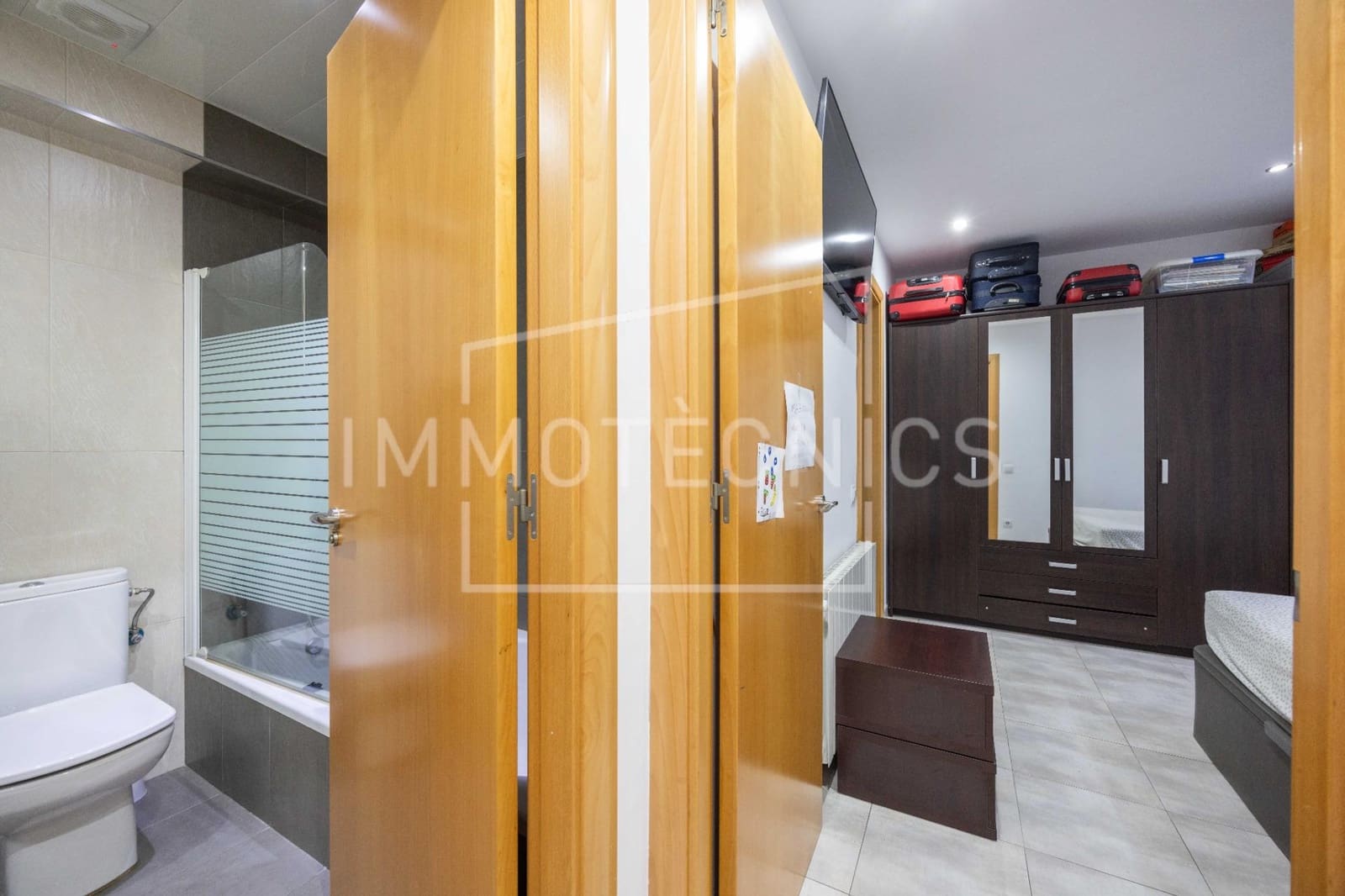 Finca/Casa Rural de 6 habitaciones en Lliçà d'Amunt en venta - 375.000 € (Ref: 9602747)