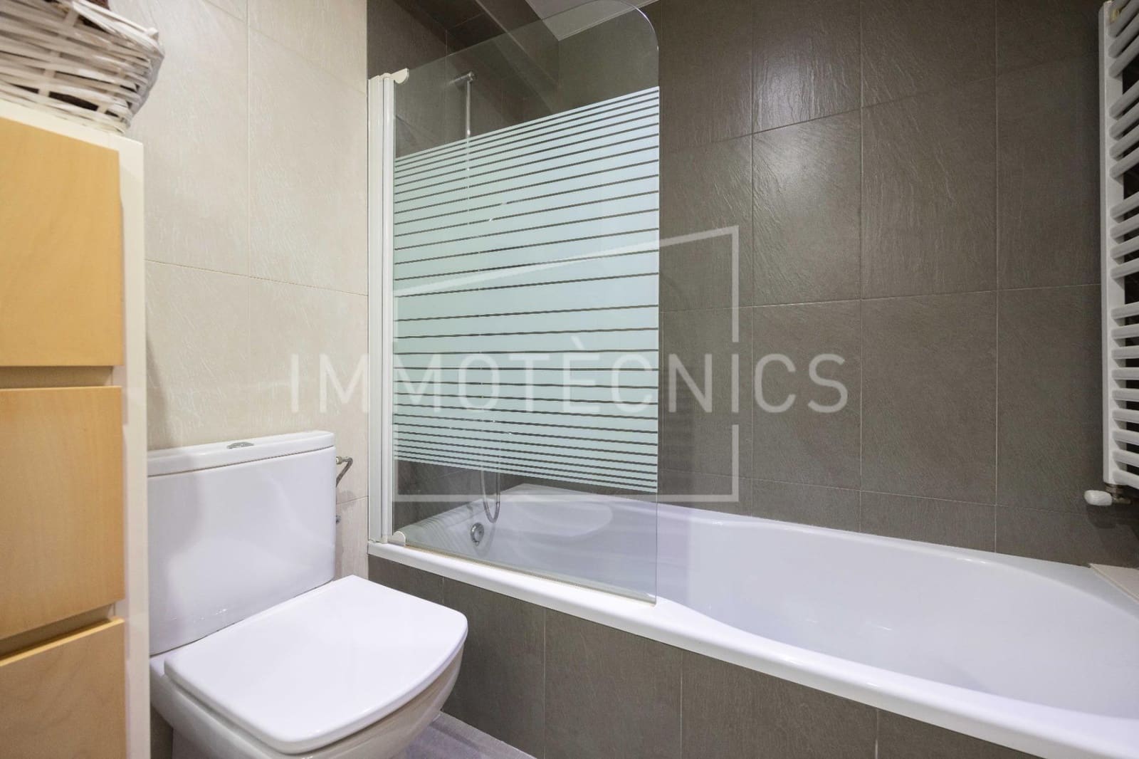 Finca/Casa Rural de 6 habitaciones en Lliçà d'Amunt en venta - 375.000 € (Ref: 9602747)