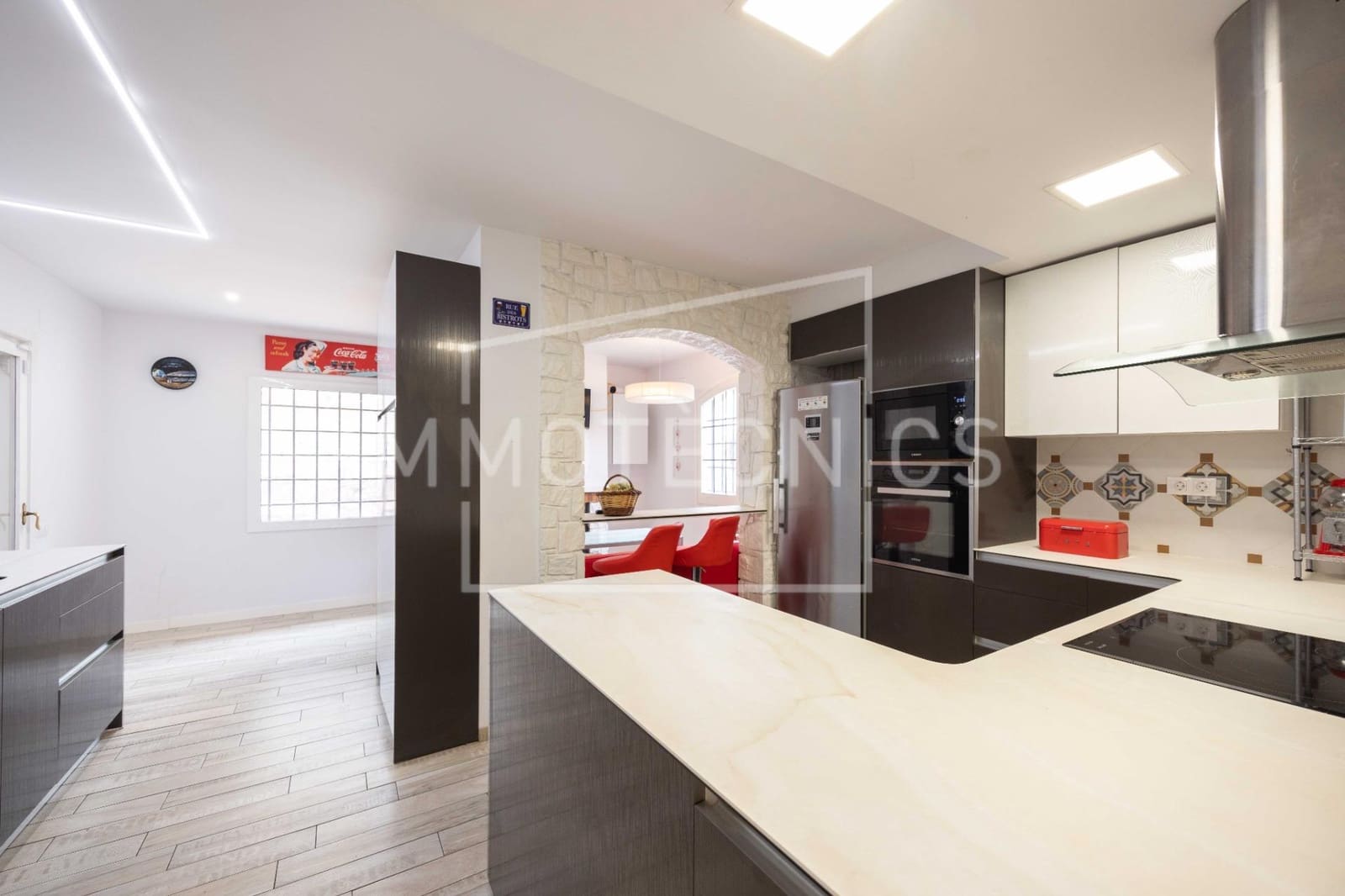 5 bedroom Villa for sale in La Garriga with garage - € 675,000 (Ref: 9602748)