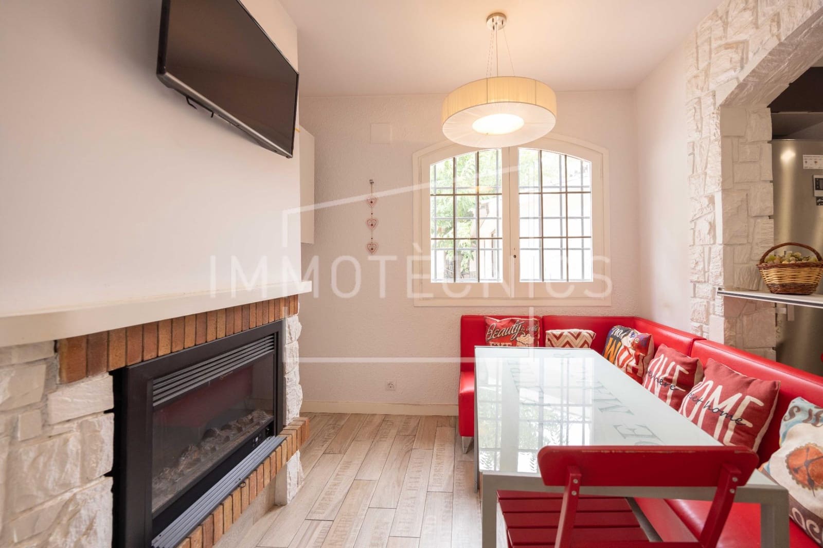 5 bedroom Villa for sale in La Garriga with garage - € 675,000 (Ref: 9602748)